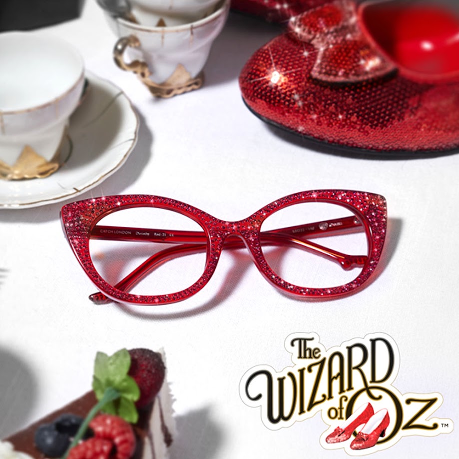 Tom Davies has joined forces once again with Warner Bros. Discovery to design frames for the motion picture The Wizard Of Oz